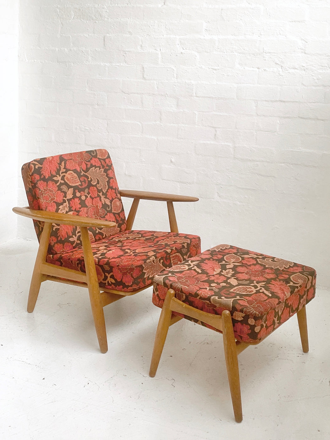 Hans J. Wegner GE240 'Cigar' Chair & Footstool