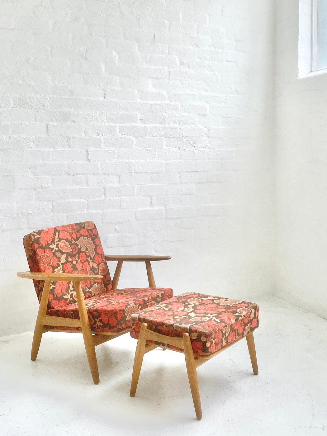 Hans J. Wegner GE240 'Cigar' Chair & Footstool