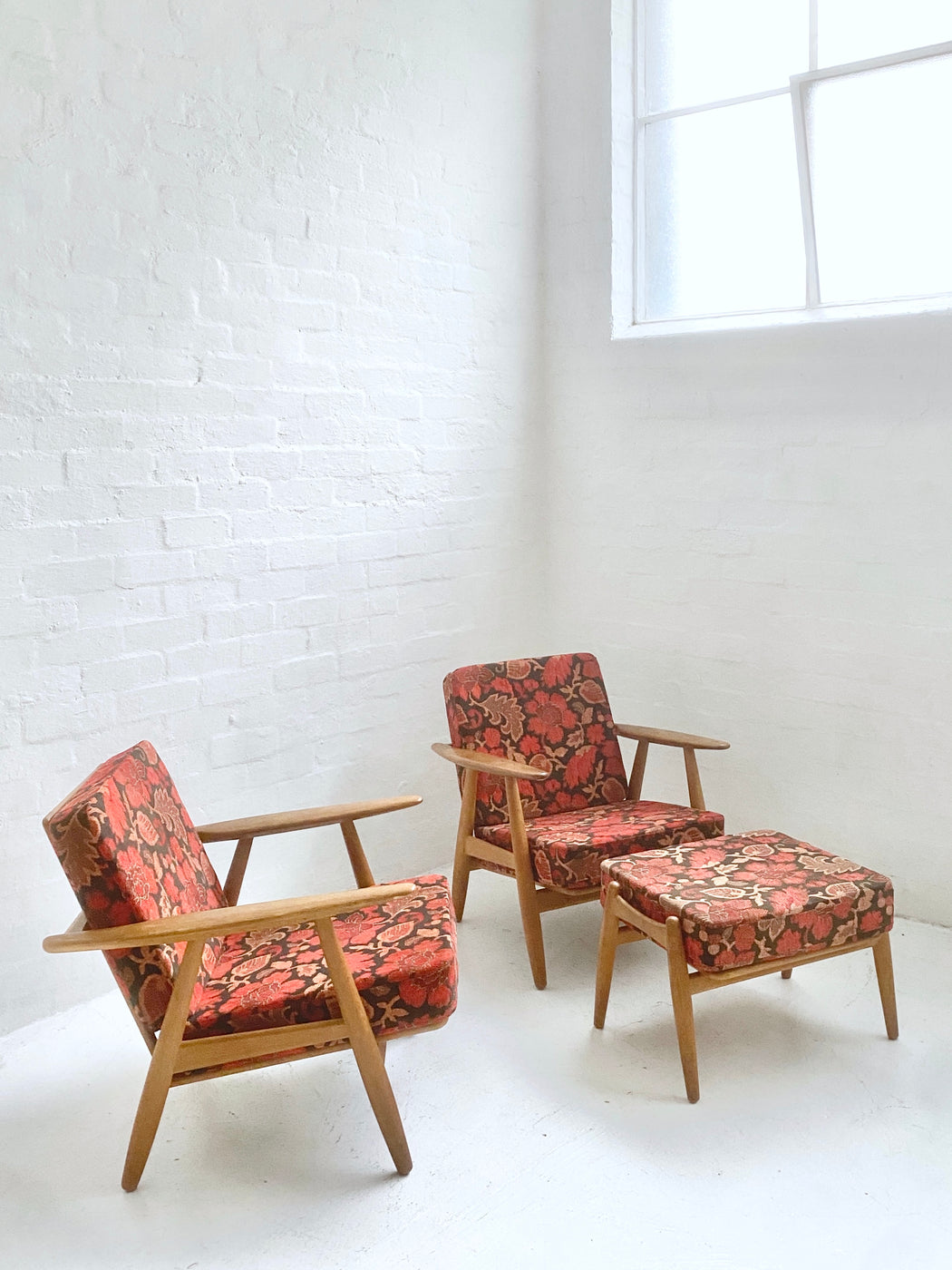 Hans J. Wegner GE240 'Cigar' Chair & Footstool