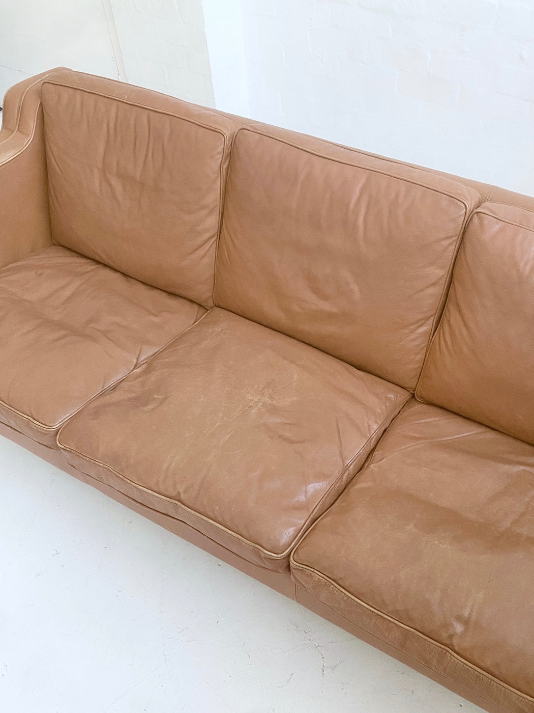 Stouby 'Eva' Leather Sofa
