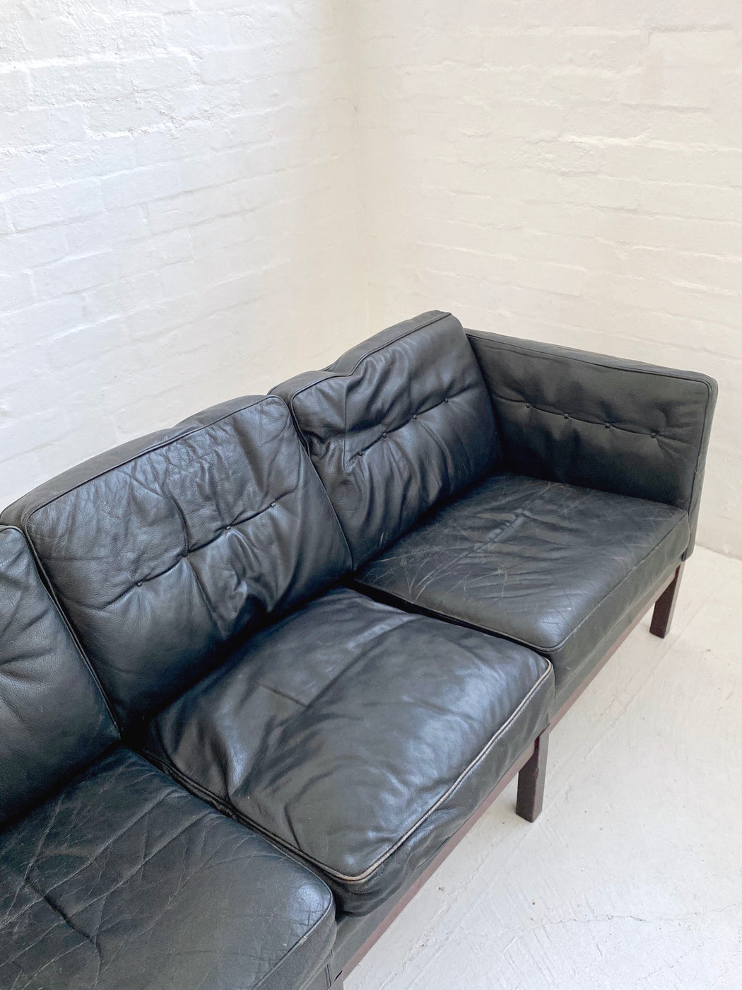 Skipper Leather Sofa