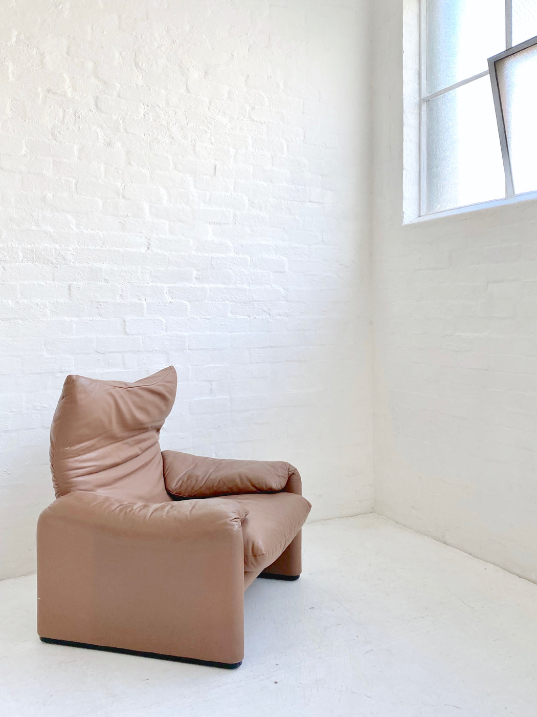 Vico Magistretti 'Maralunga' Chair