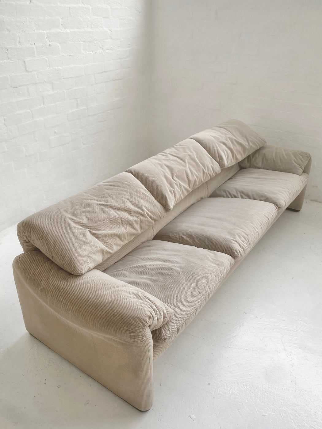 Vico Magistretti 'Maralunga' Sofa