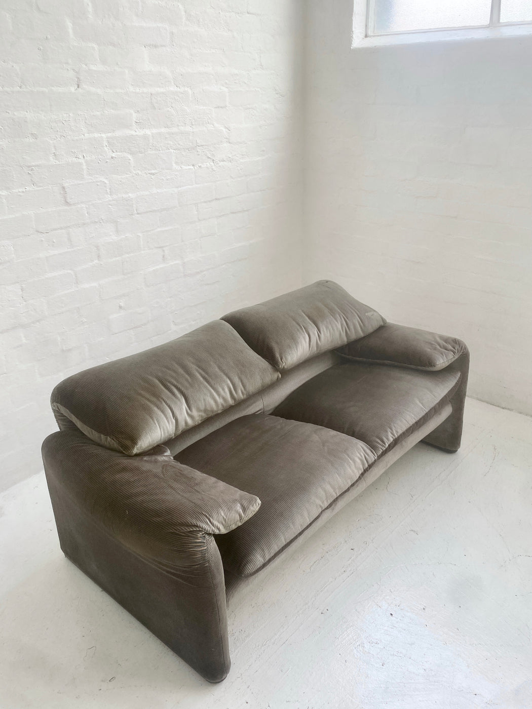 Vico Magistretti 'Maralunga' Sofa