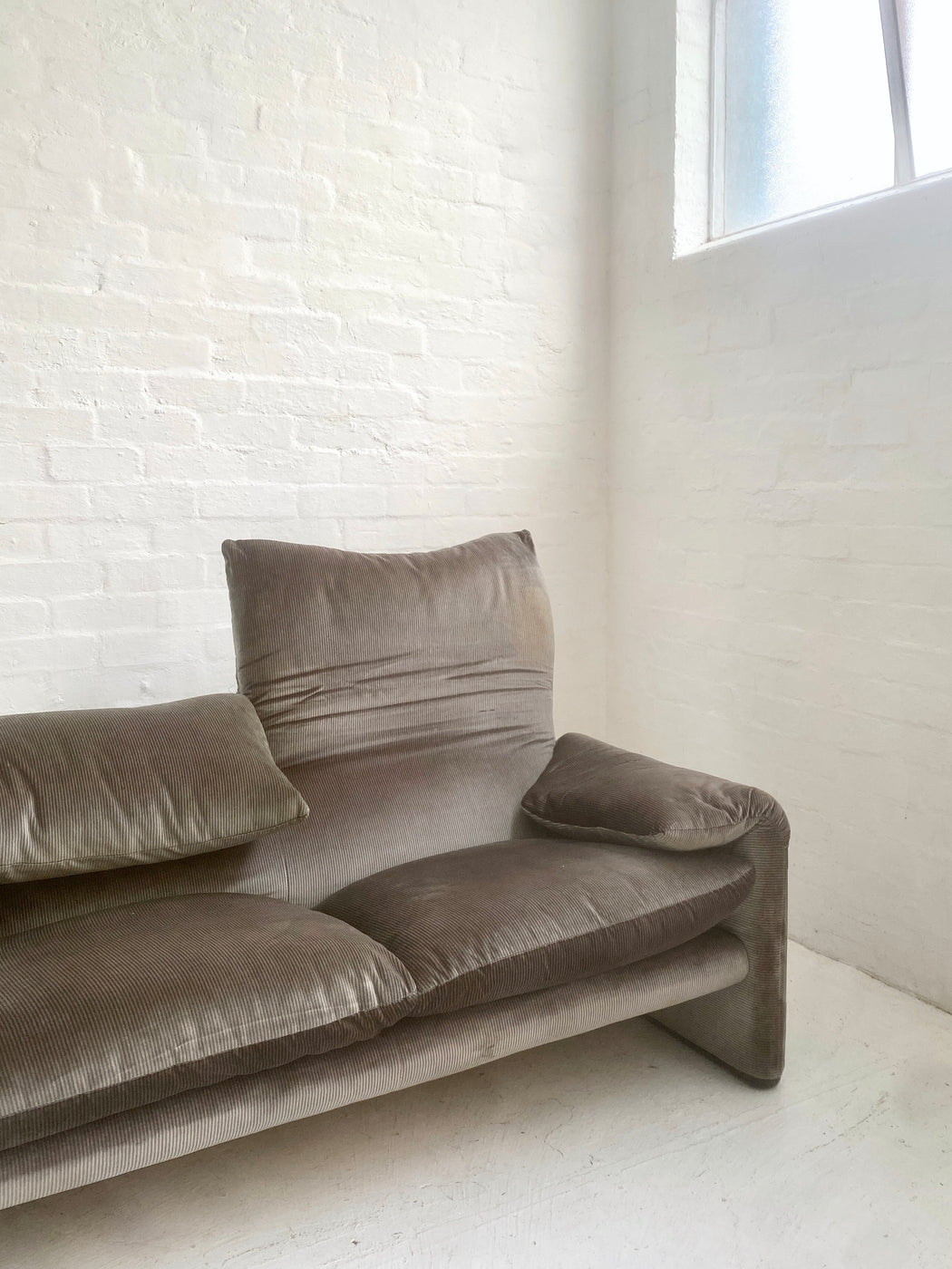 Vico Magistretti 'Maralunga' Sofa