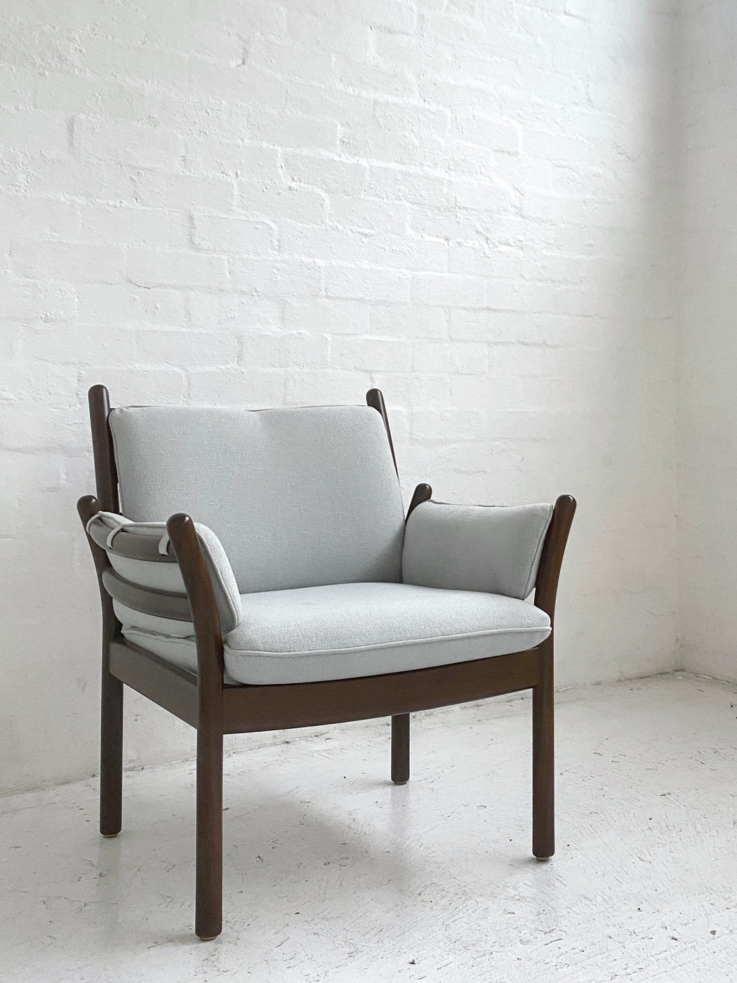 Illum Wikkelsø 'Genius' Chair