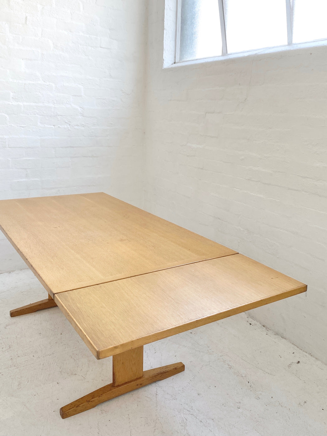 Farstrup 'Shaker' Extension Dining Table