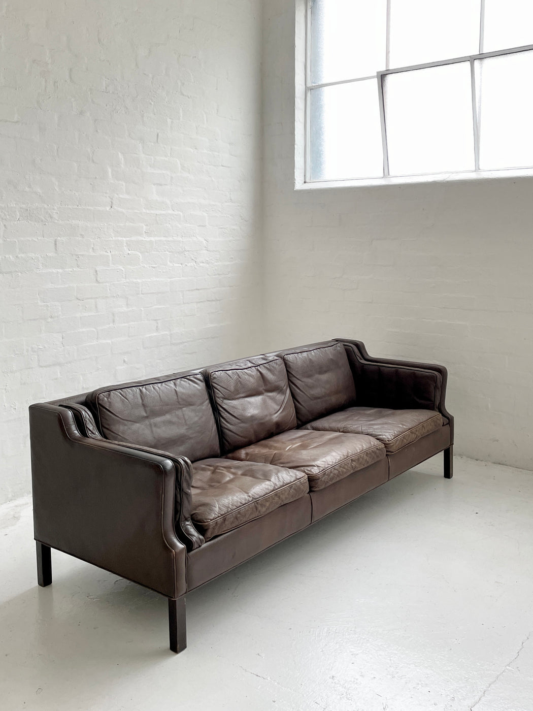 Grant Møbler Leather Sofa