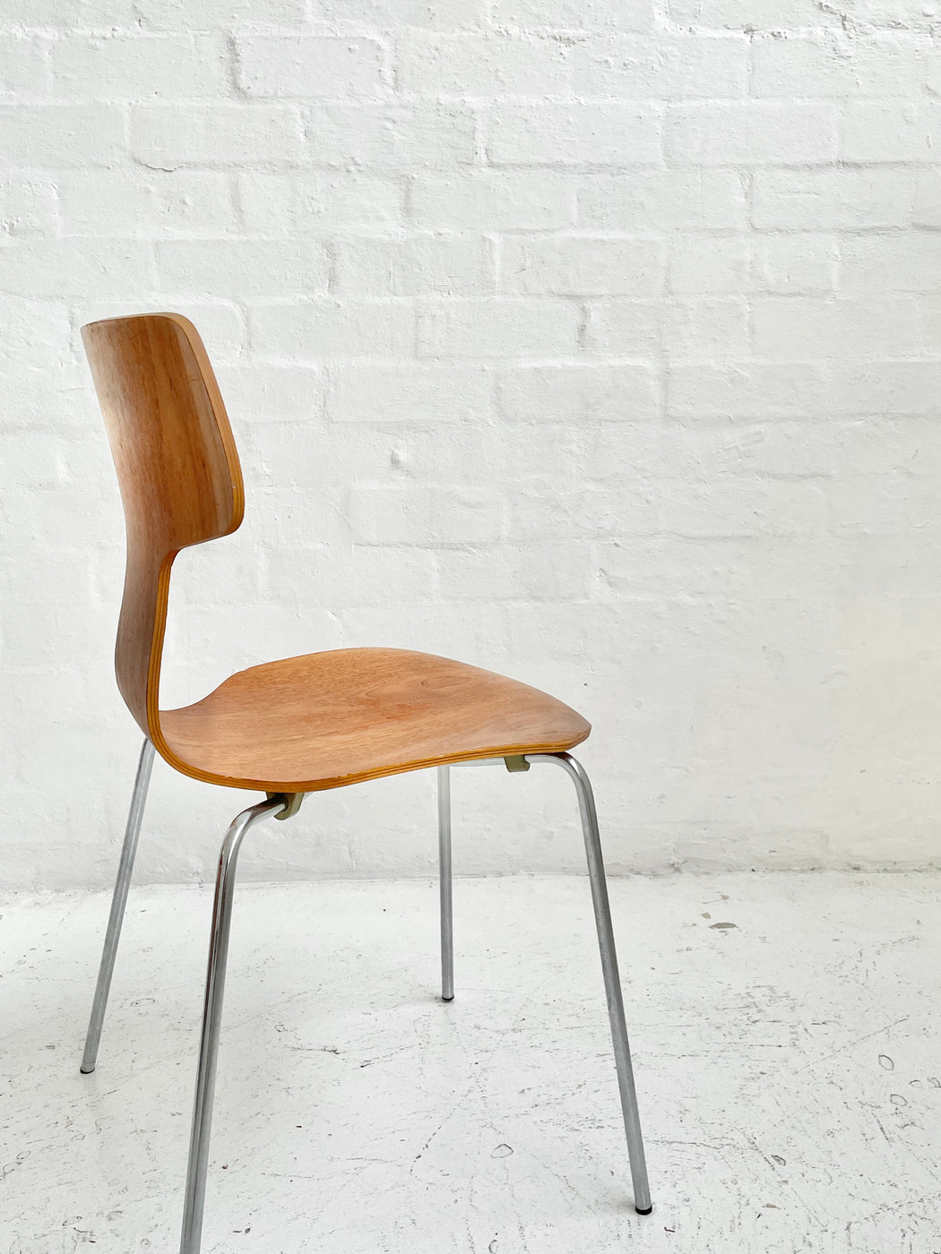 Arne Jacobsen '3103' Chair