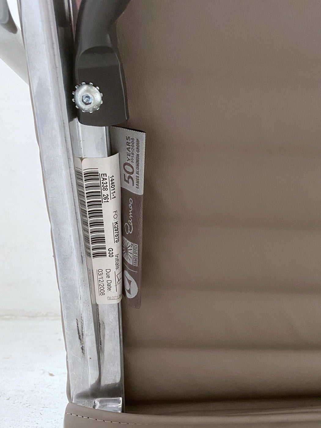 Eames 'EA338' Group Lounge Chair
