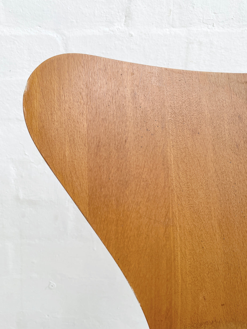 Arne Jacobsen 'Series 7' Chair