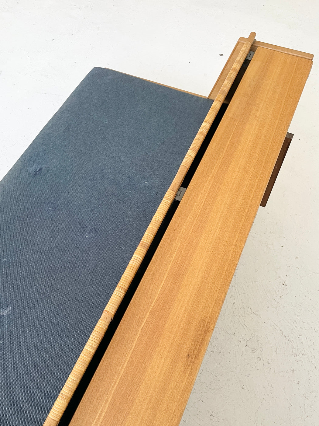 Hans J. Wegner GE258 Daybed