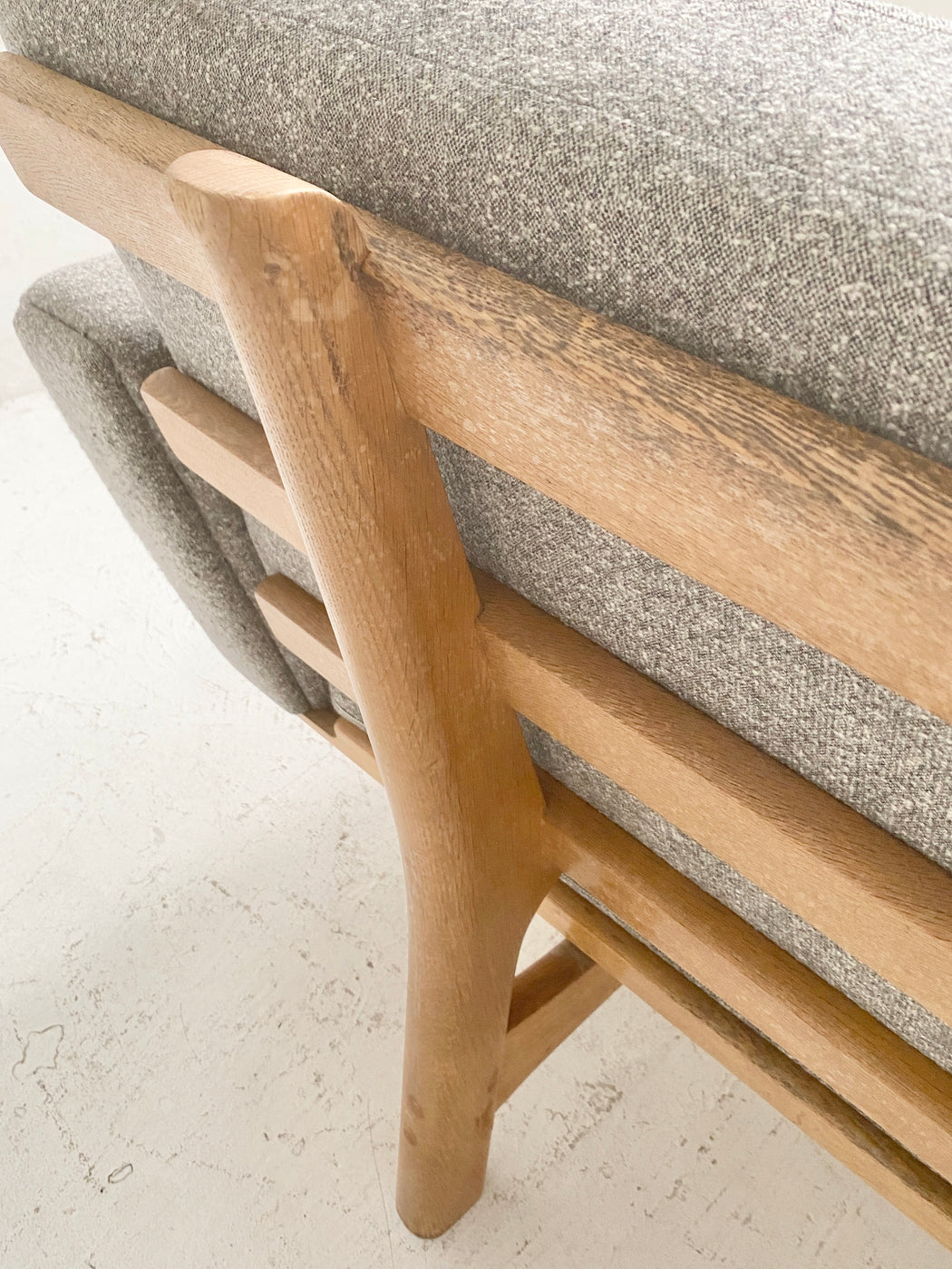 Hans J. Wegner GE236/4 Sofa