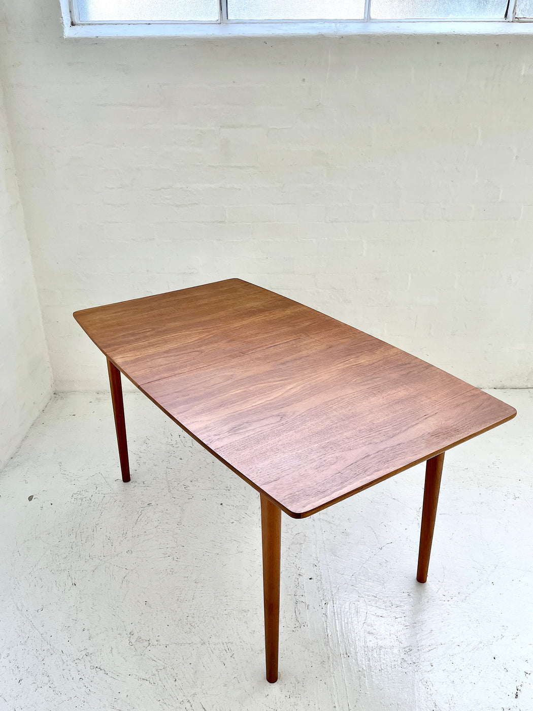 McIntosh Butterfly Leaf Dining Table