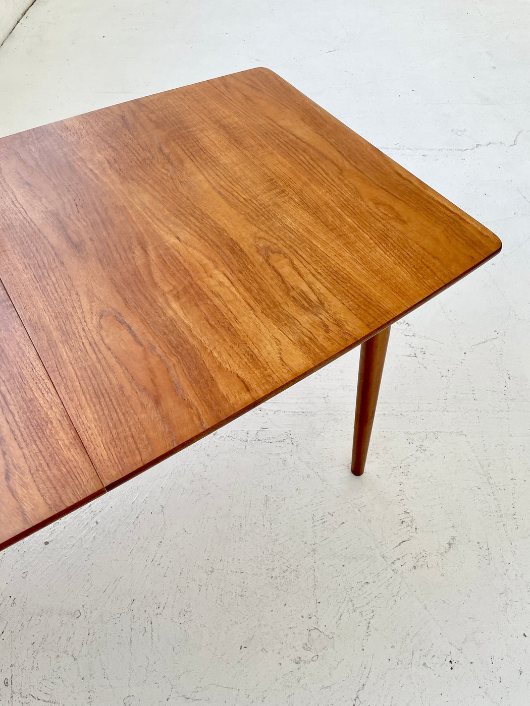 McIntosh Butterfly Leaf Dining Table