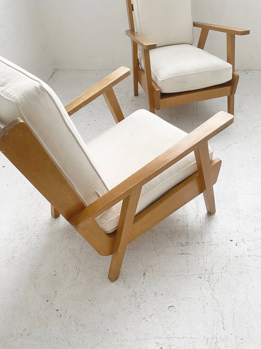 Mid-Century Lounge Chair Suite
