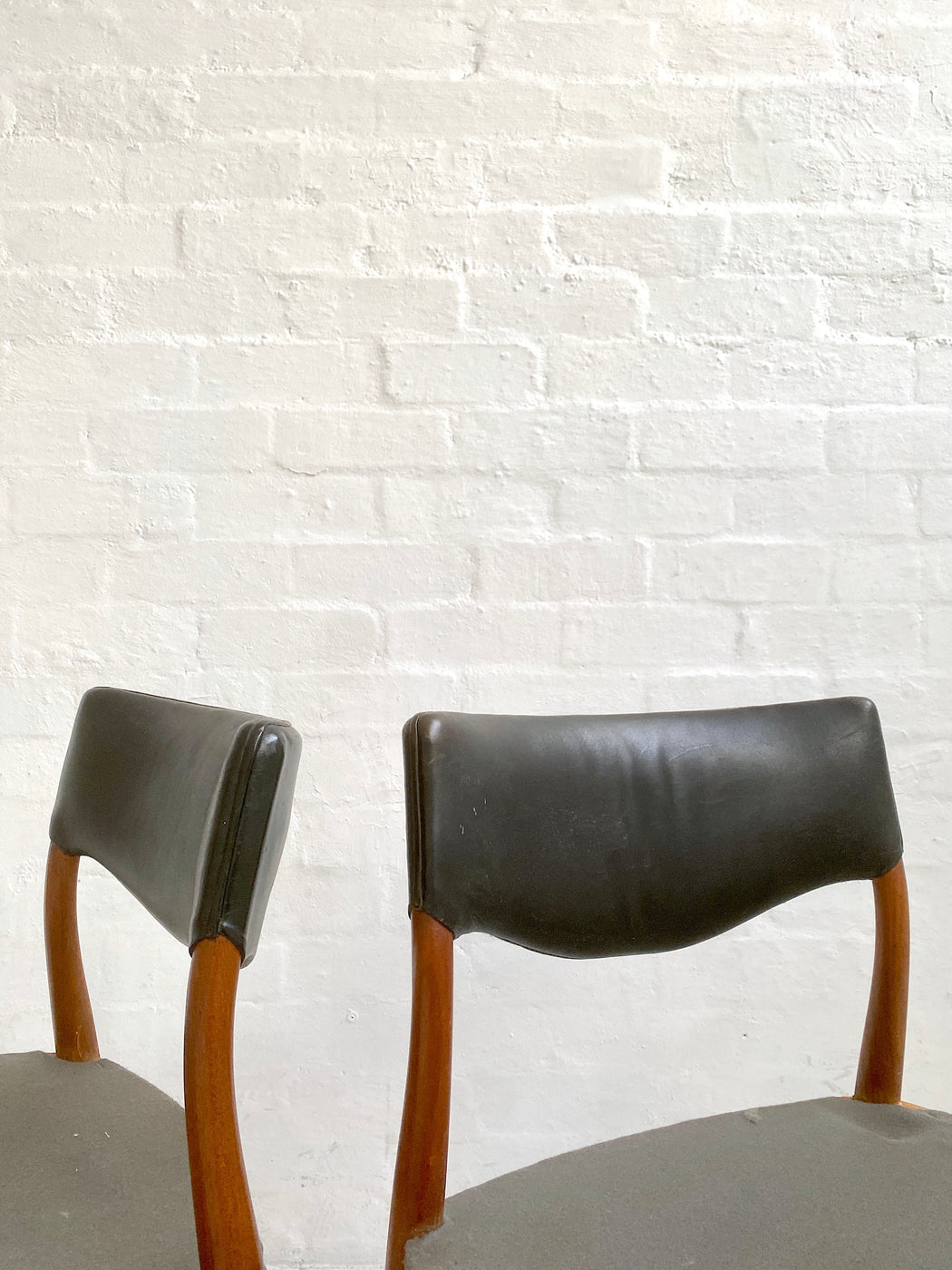 Ejner Larsen & Axel Bender Madsen Chairs