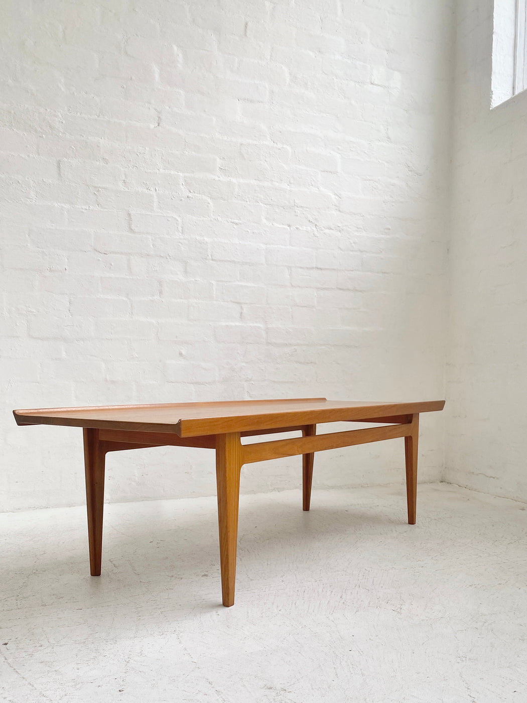 Finn Juhl '500 Series' Coffee Table