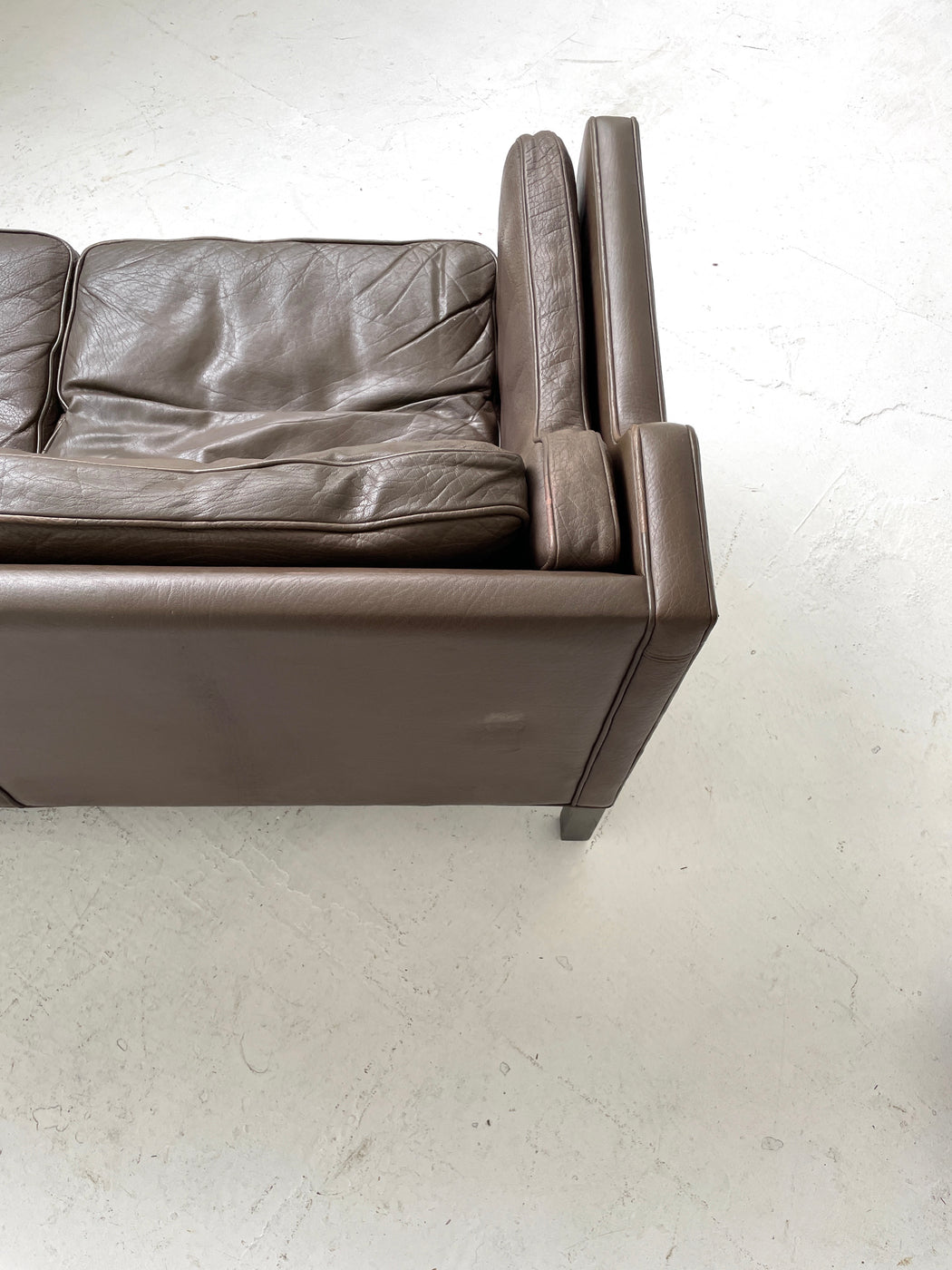 Grant Møbler Leather Sofa