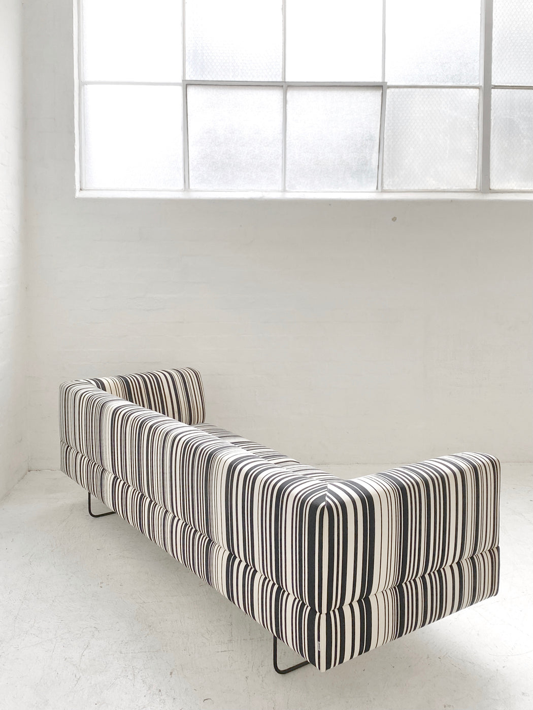 Jardan 'Horizon' Sofa