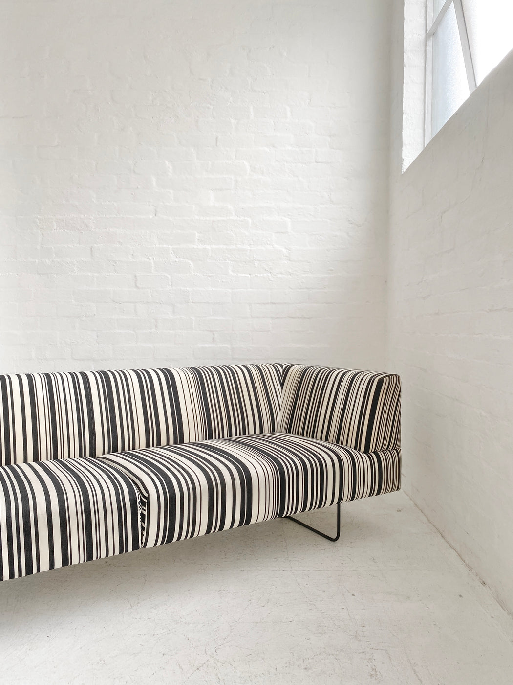 Jardan 'Horizon' Sofa