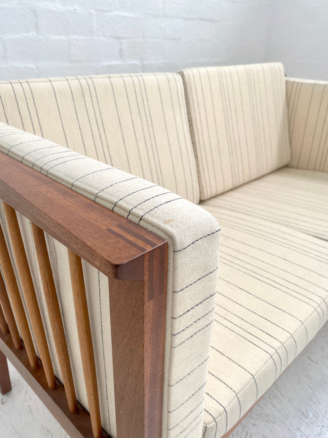 Christian Hvidt 'Model 452' Settee