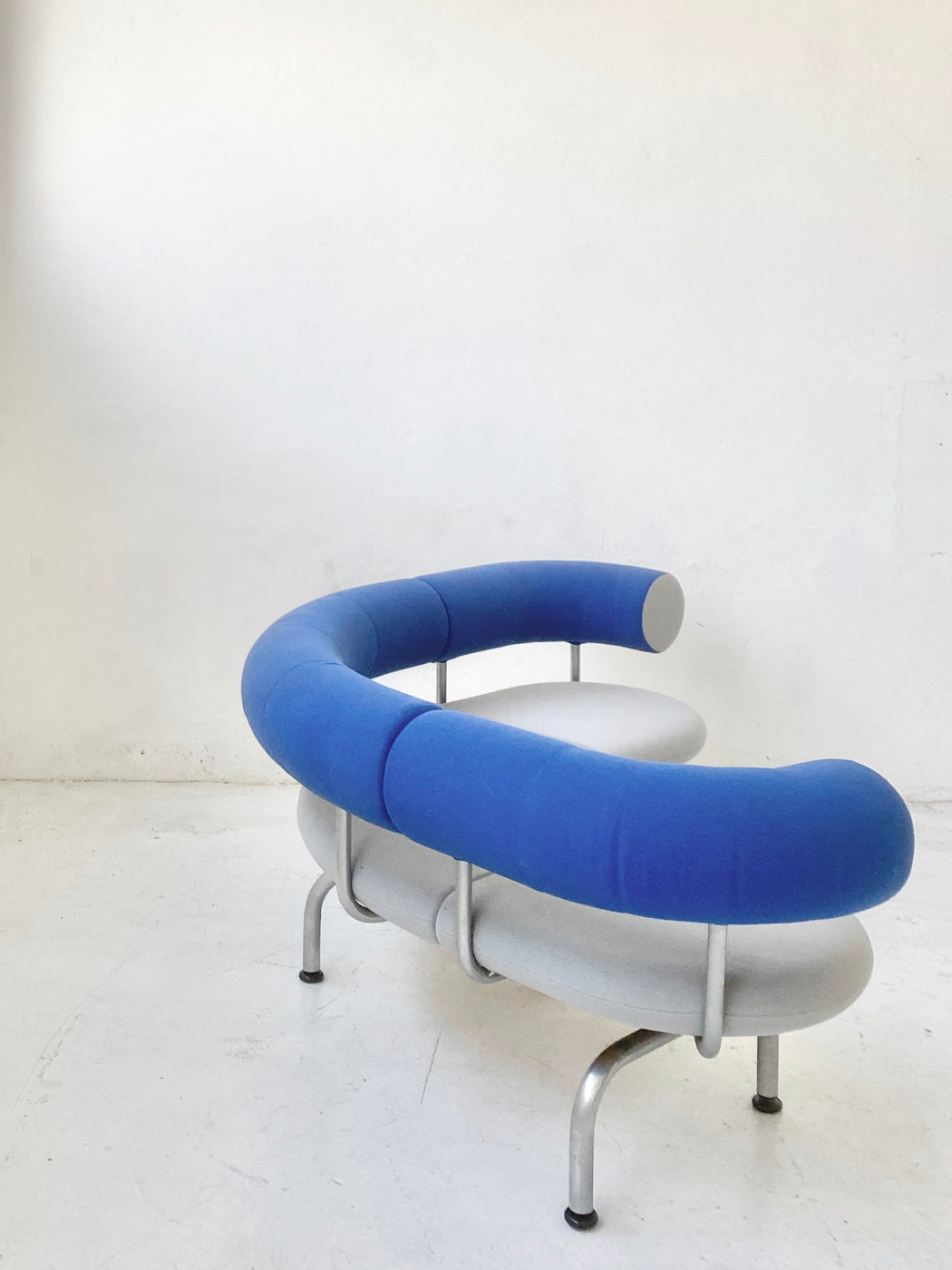 EJ900 ‘Pipeline’ Sofa