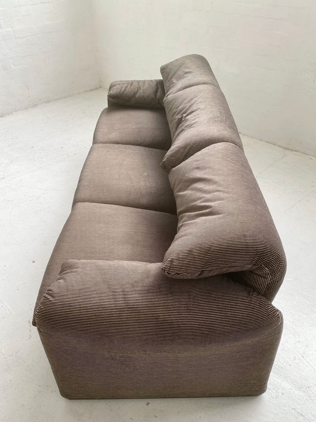 Vico Magistretti 'Maralunga' Sofa