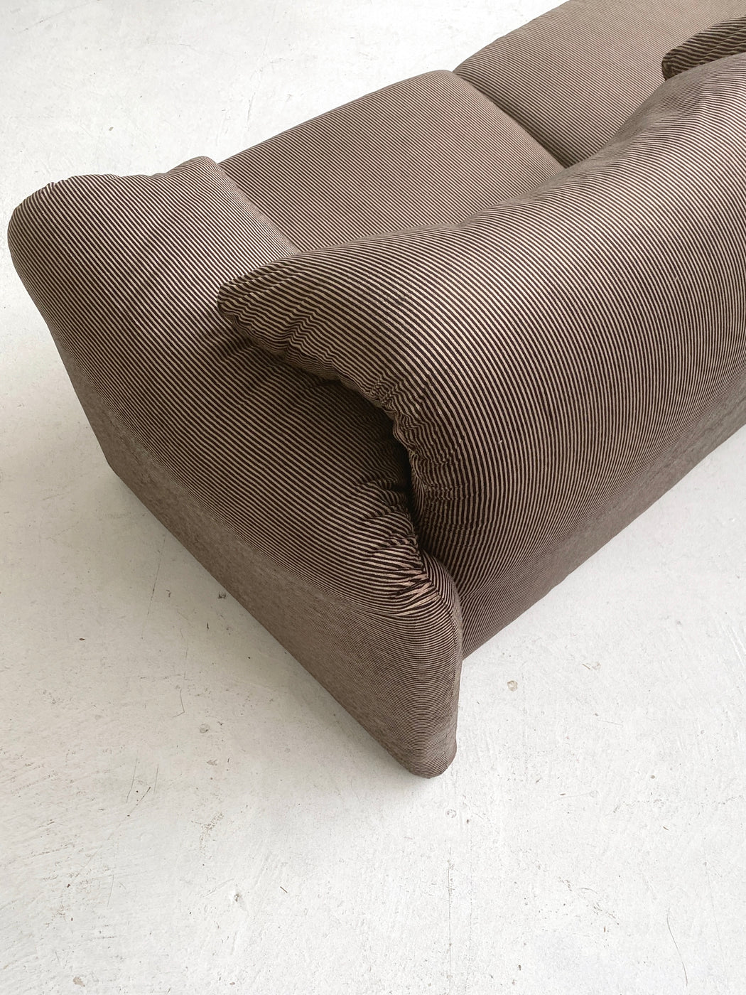 Vico Magistretti 'Maralunga' Sofa