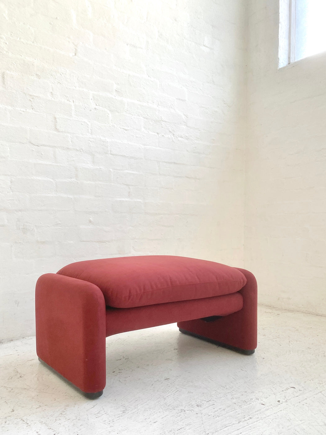 Vico Magistretti 'Maralunga' Footstool