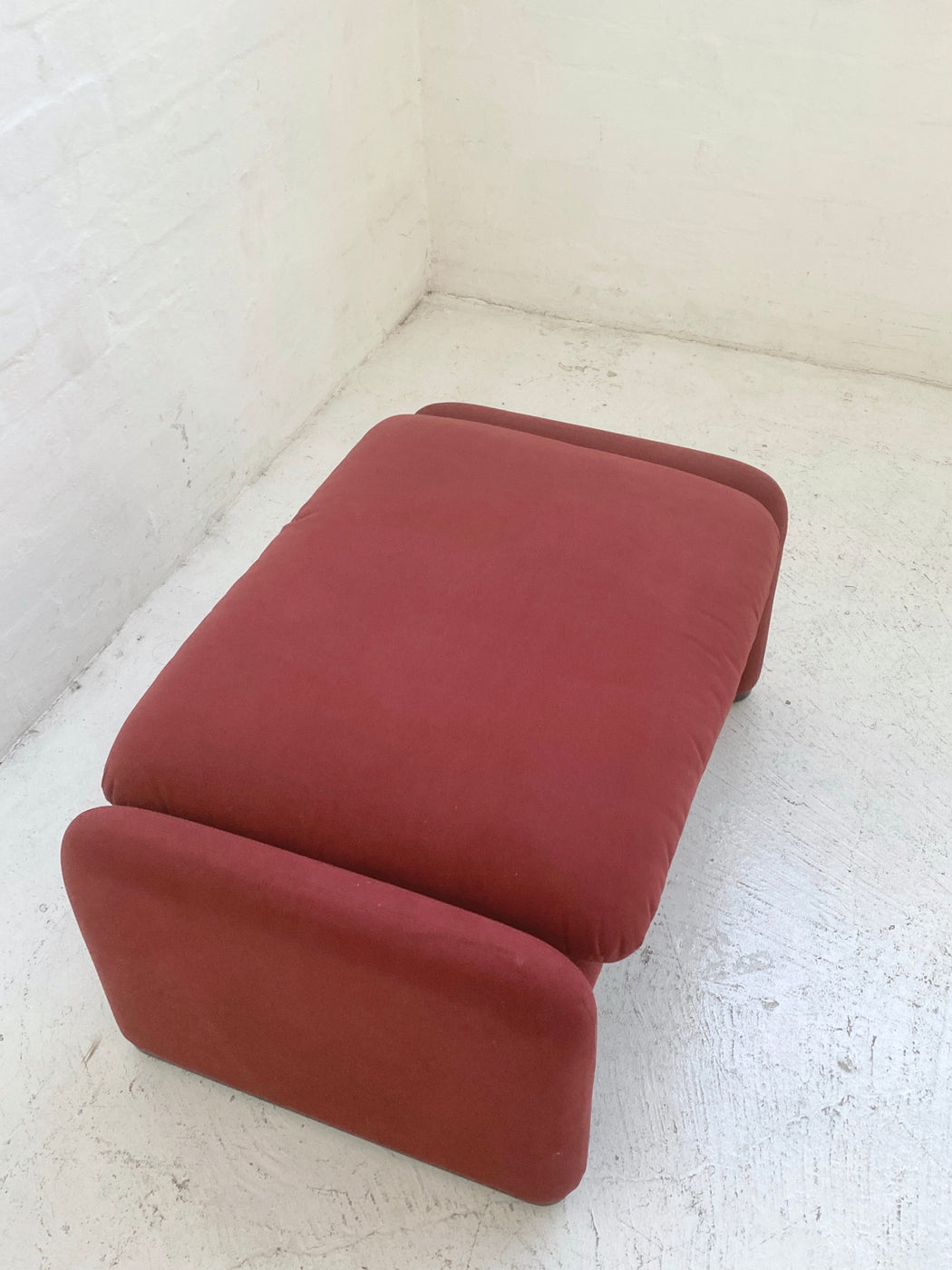 Vico Magistretti 'Maralunga' Footstool