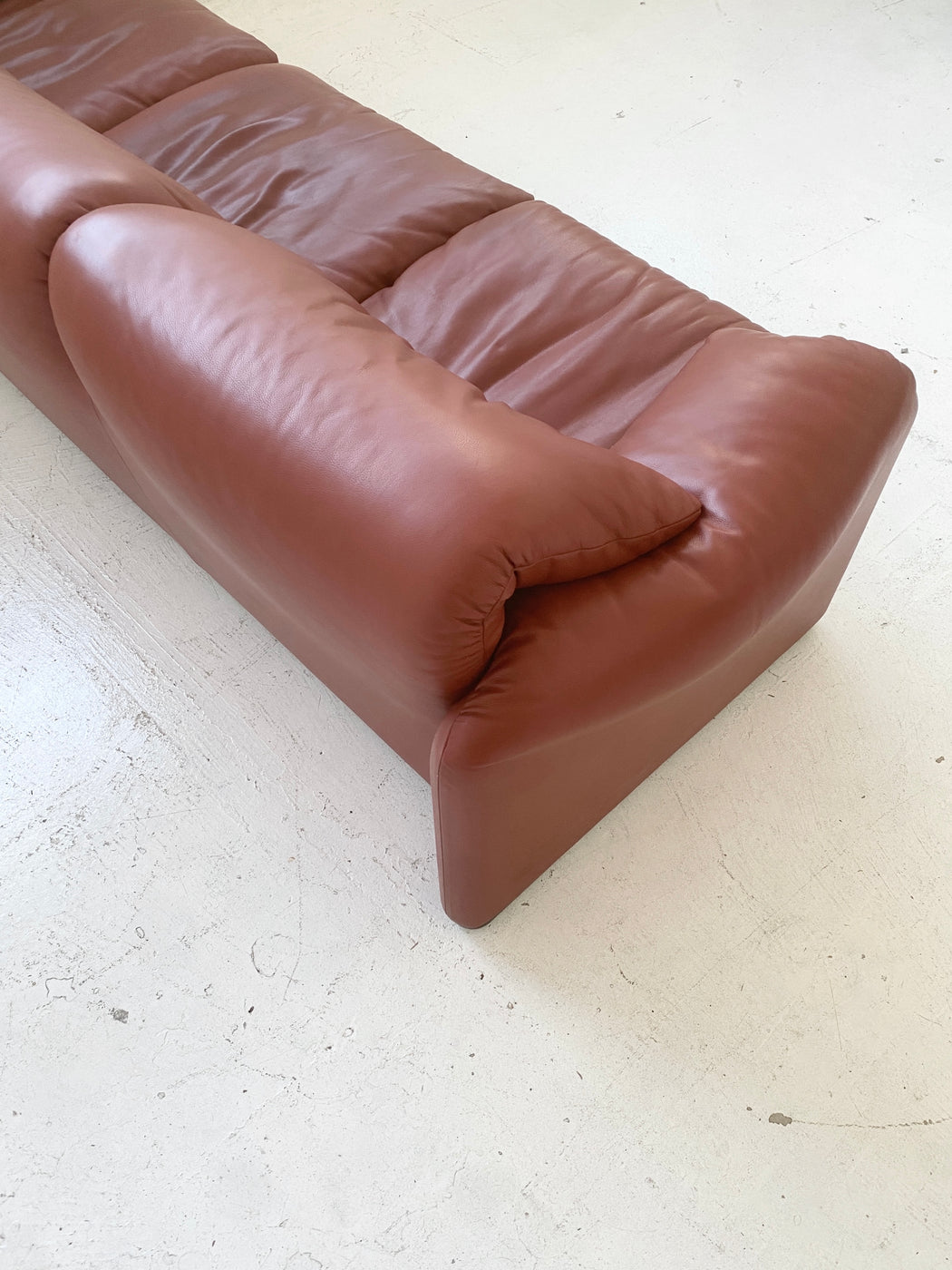 Vico Magistretti 'Maralunga' Sofa