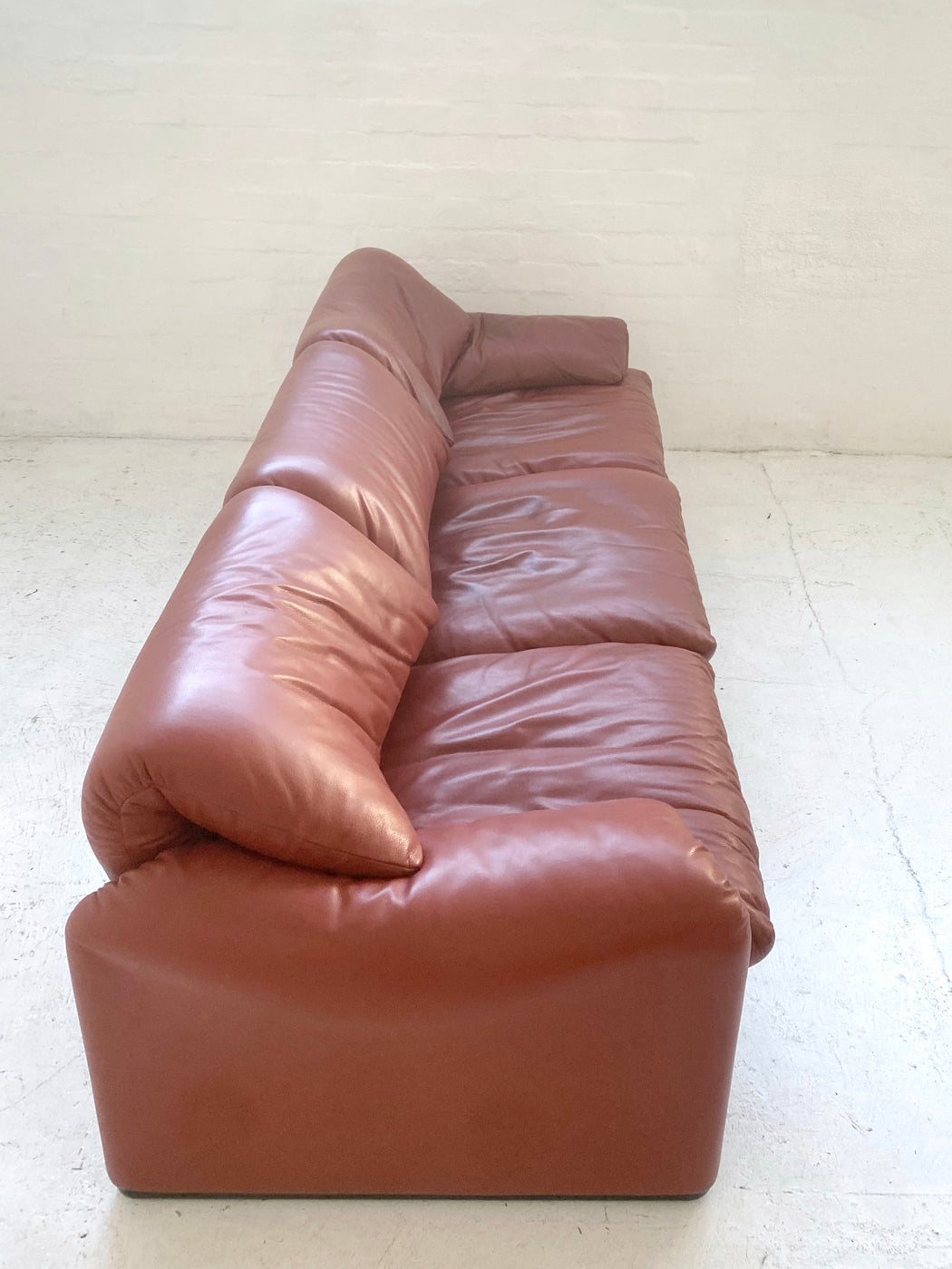 Vico Magistretti 'Maralunga' Sofa