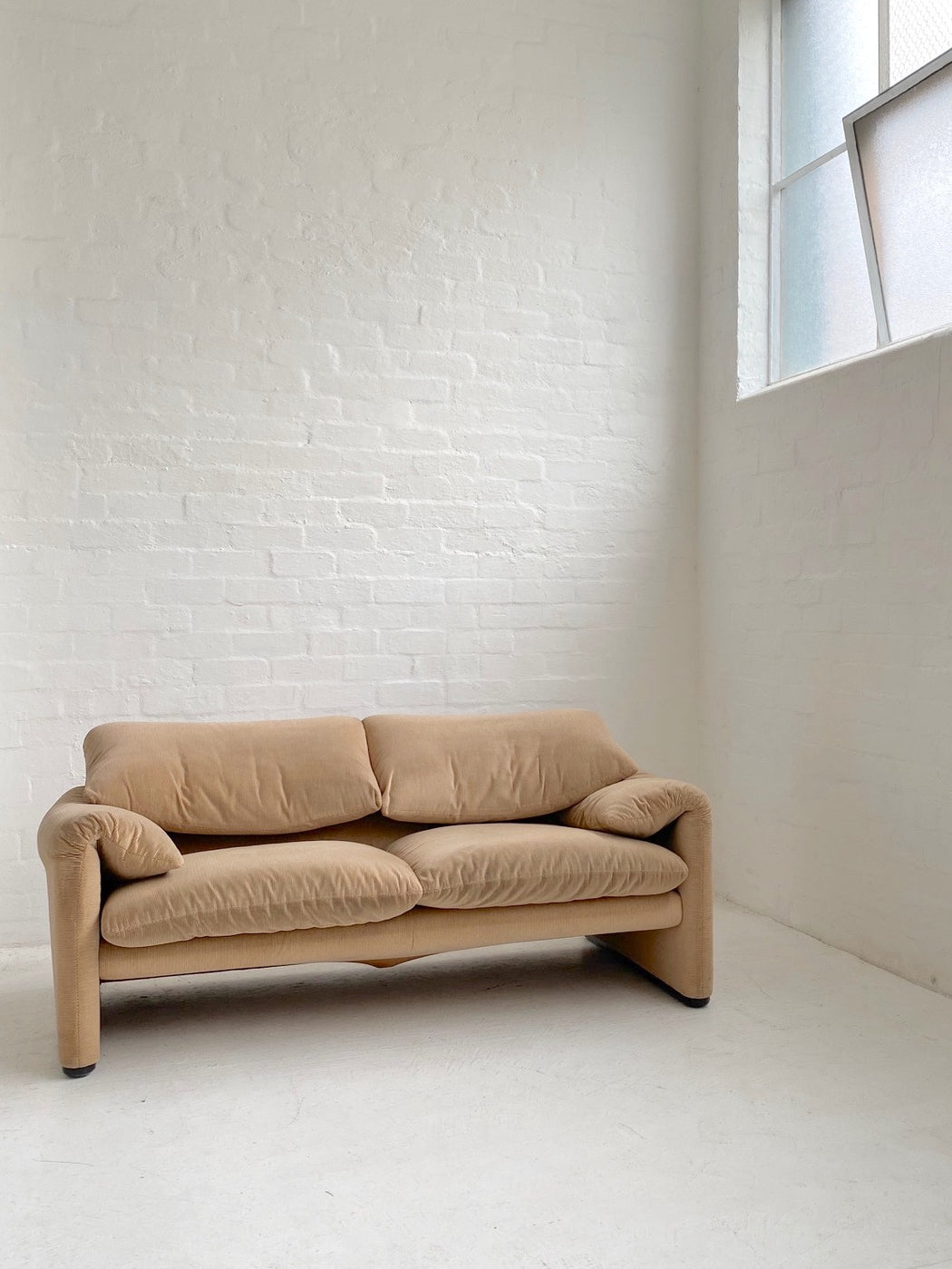 Vico Magistretti 'Maralunga' Sofa