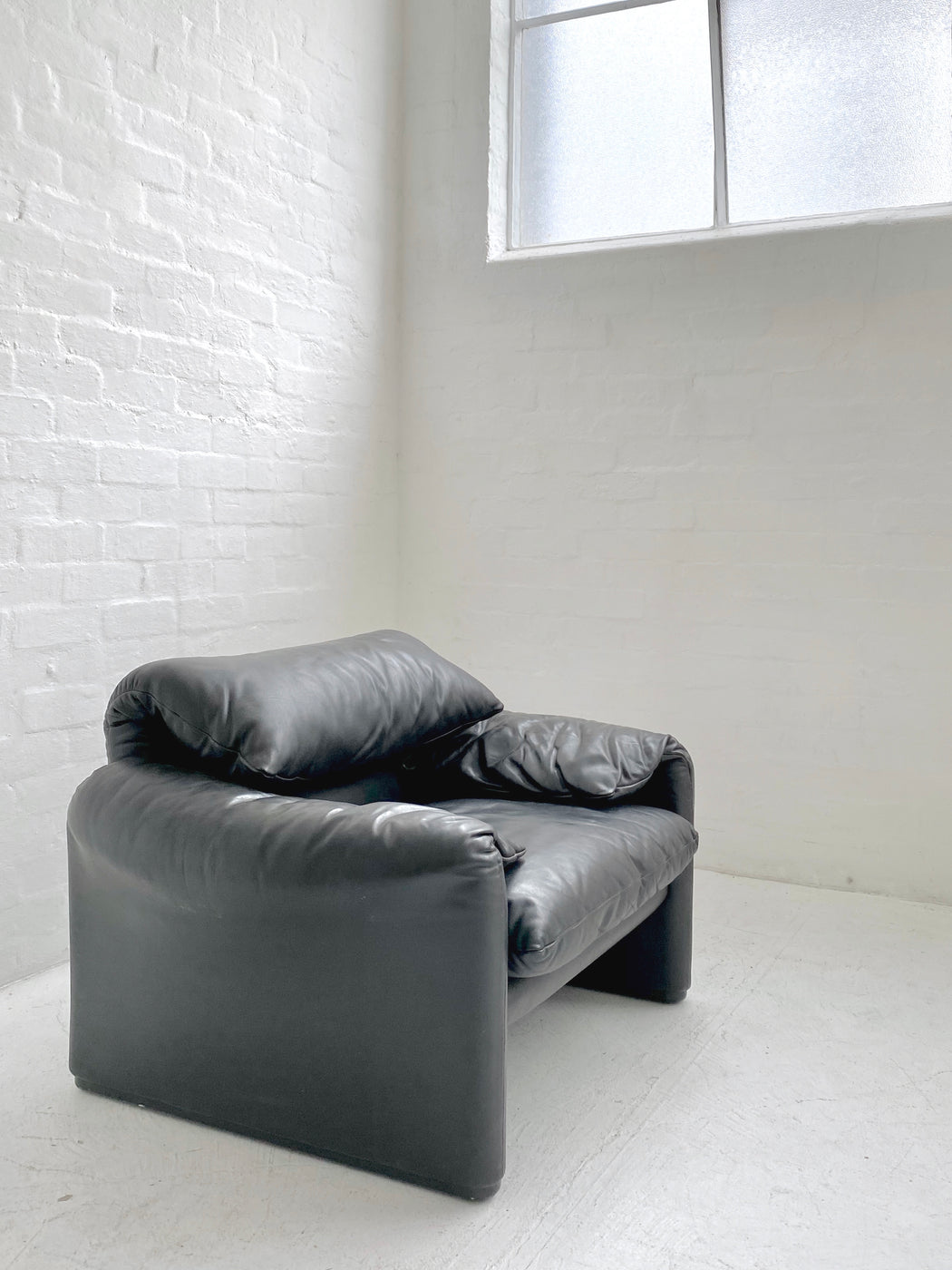 Vico Magistretti 'Maralunga' Chair