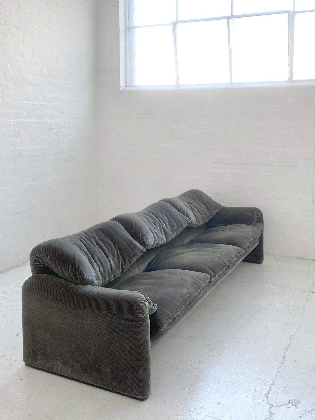 Vico Magistretti 'Maralunga' Sofa