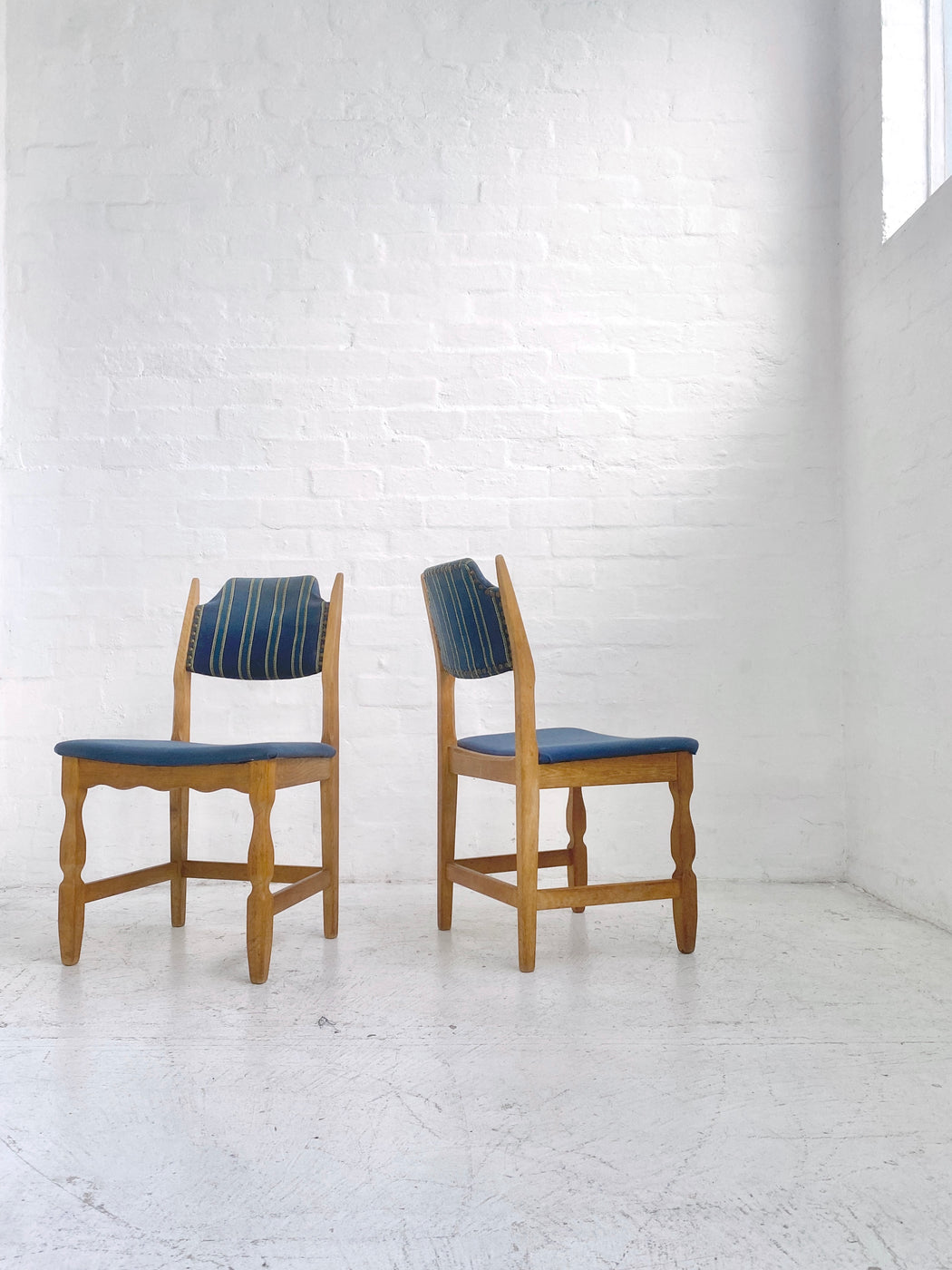 Set of six Henning Kjaernulf Chair