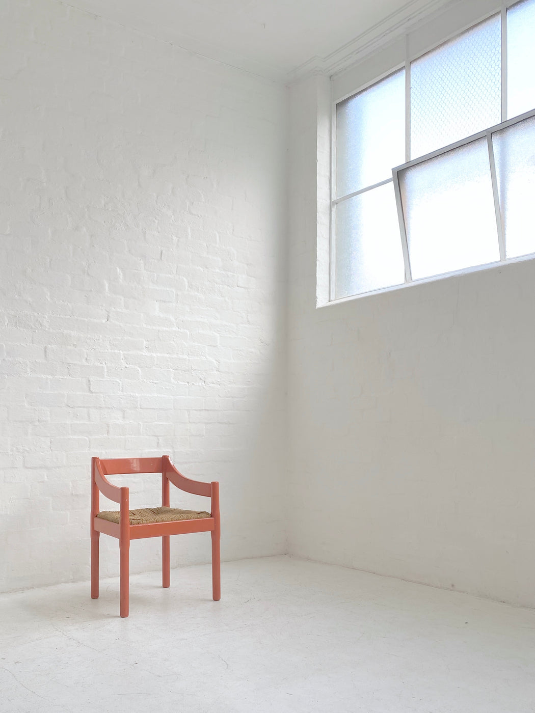 Vico Magistretti ‘Carimate’ Armchair