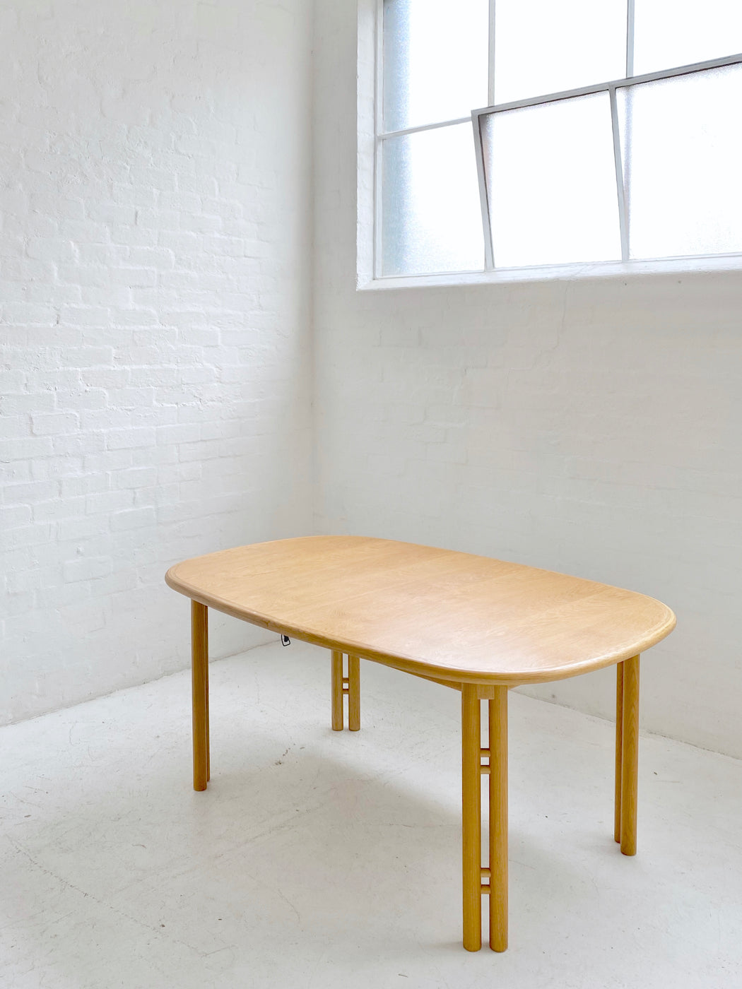 Boltinge Oak Extension Dining Table