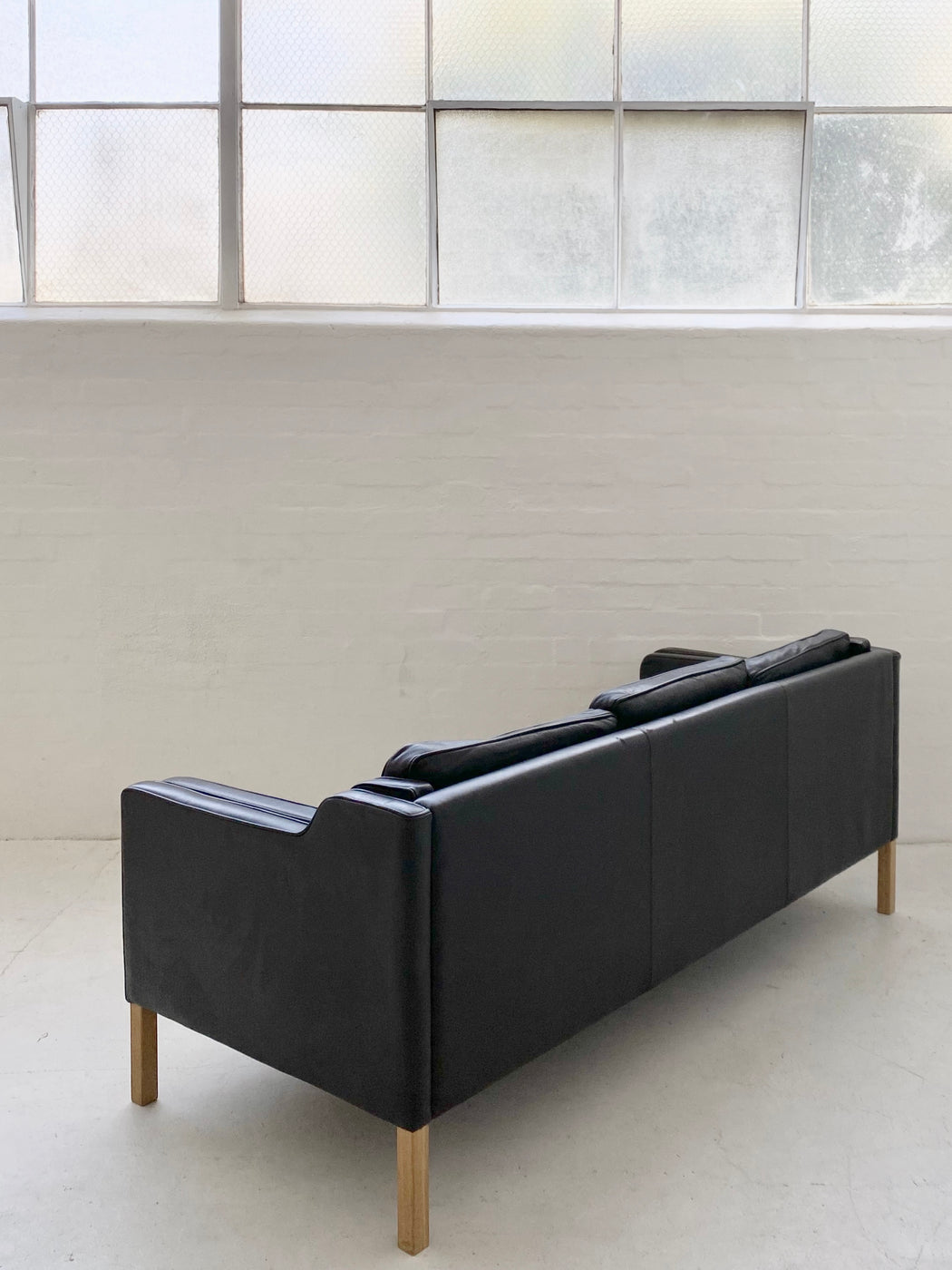 Stouby 'Eva' Leather Sofa