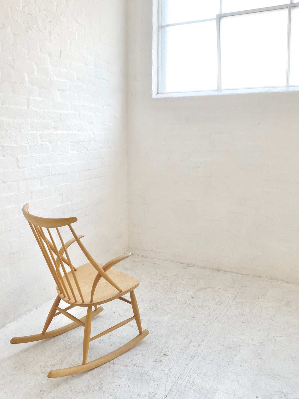 Illum Wikkelsø 'IW3' Rocking Chair