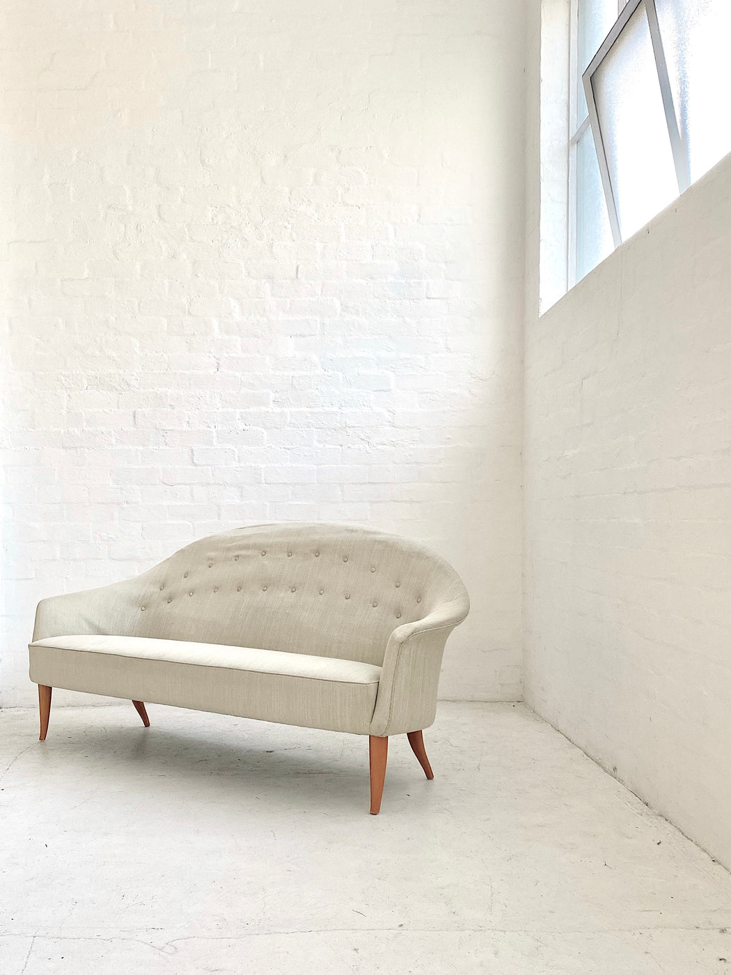 Kerstin Holmquist 'Paradiset' Sofa