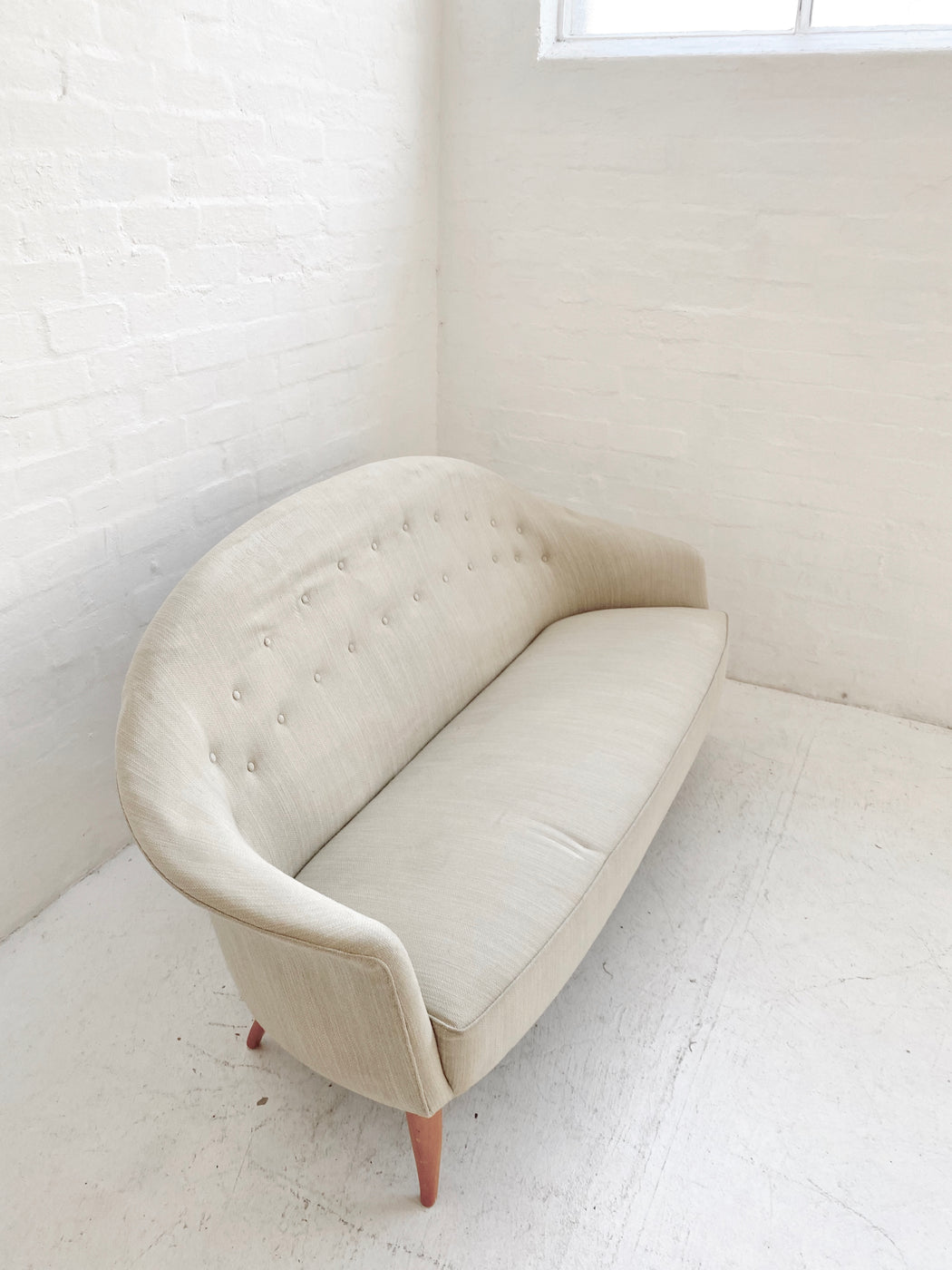 Kerstin Holmquist 'Paradiset' Sofa