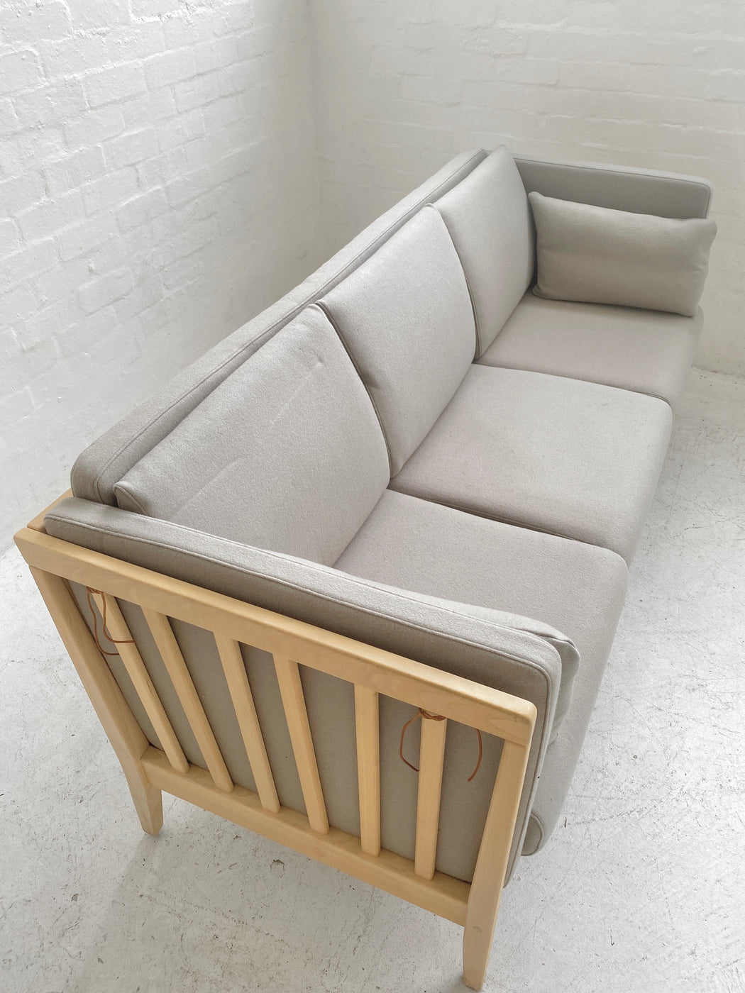 Nielaus & Jeki Sofa
