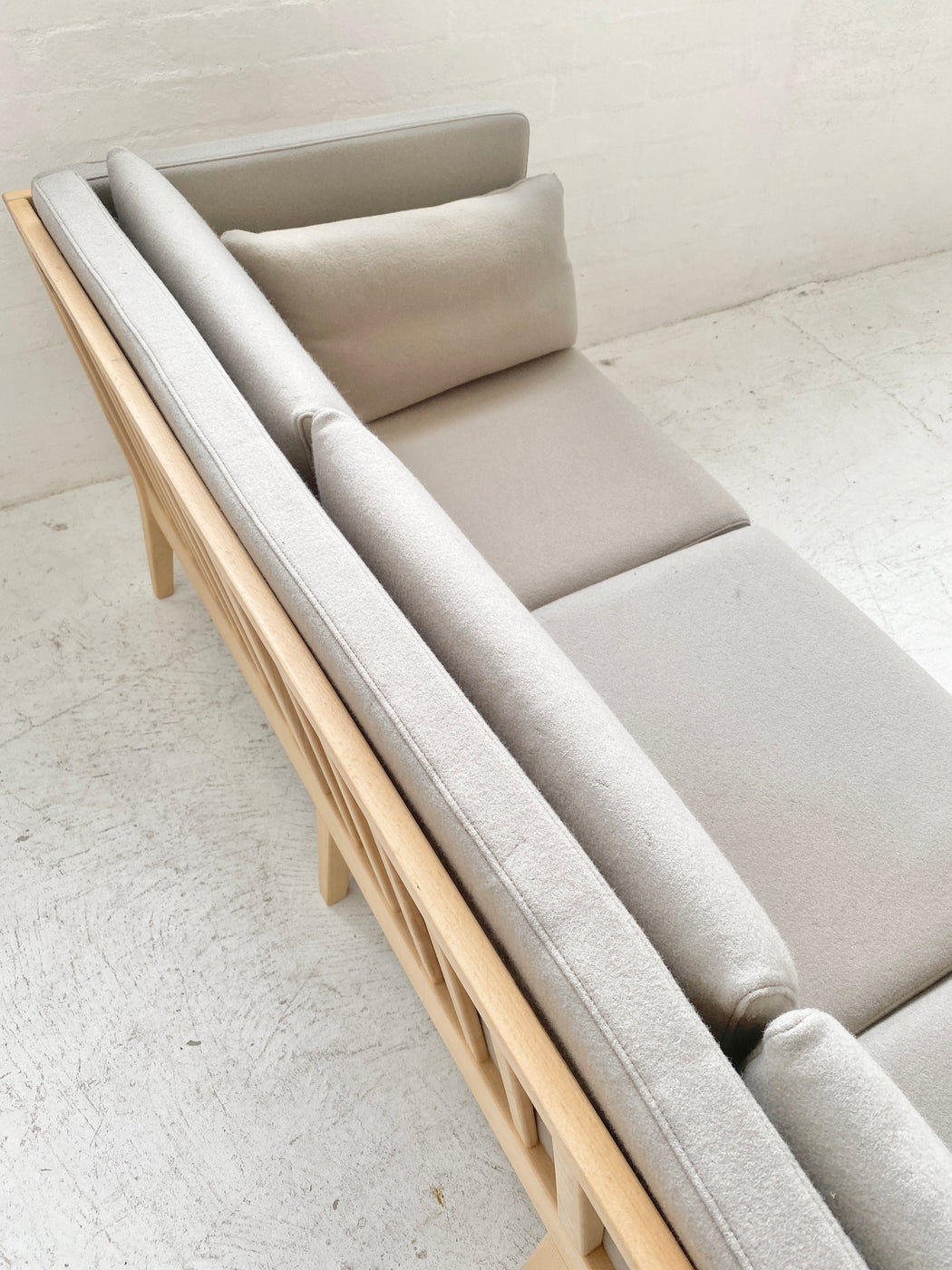 Nielaus & Jeki Sofa