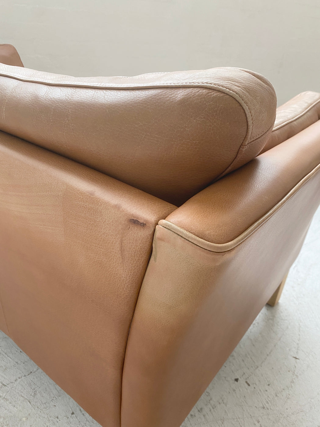 Mogens Hansen  'Model 2225' Sofa