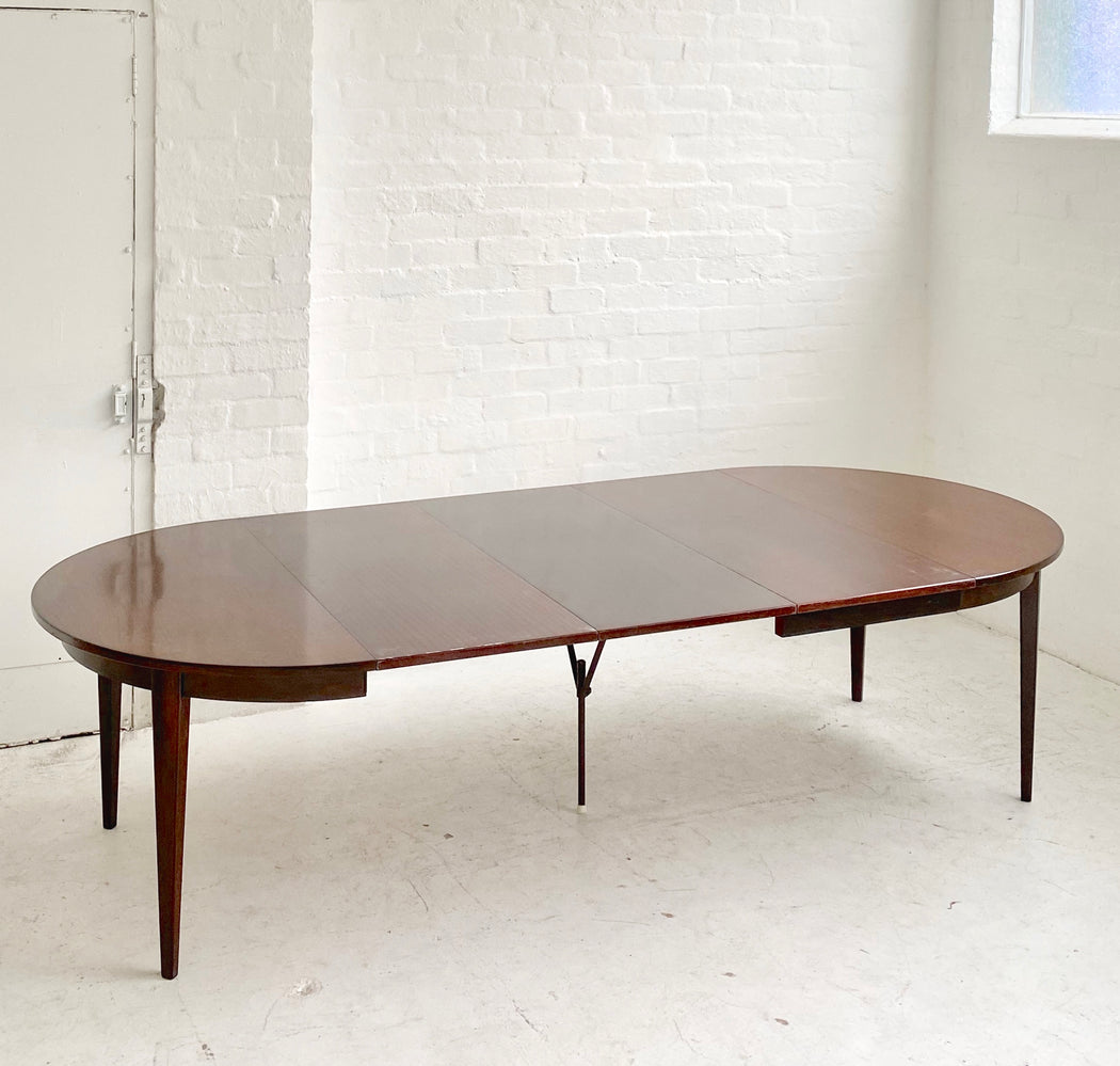 Omann Jun Rosewood Dining Table