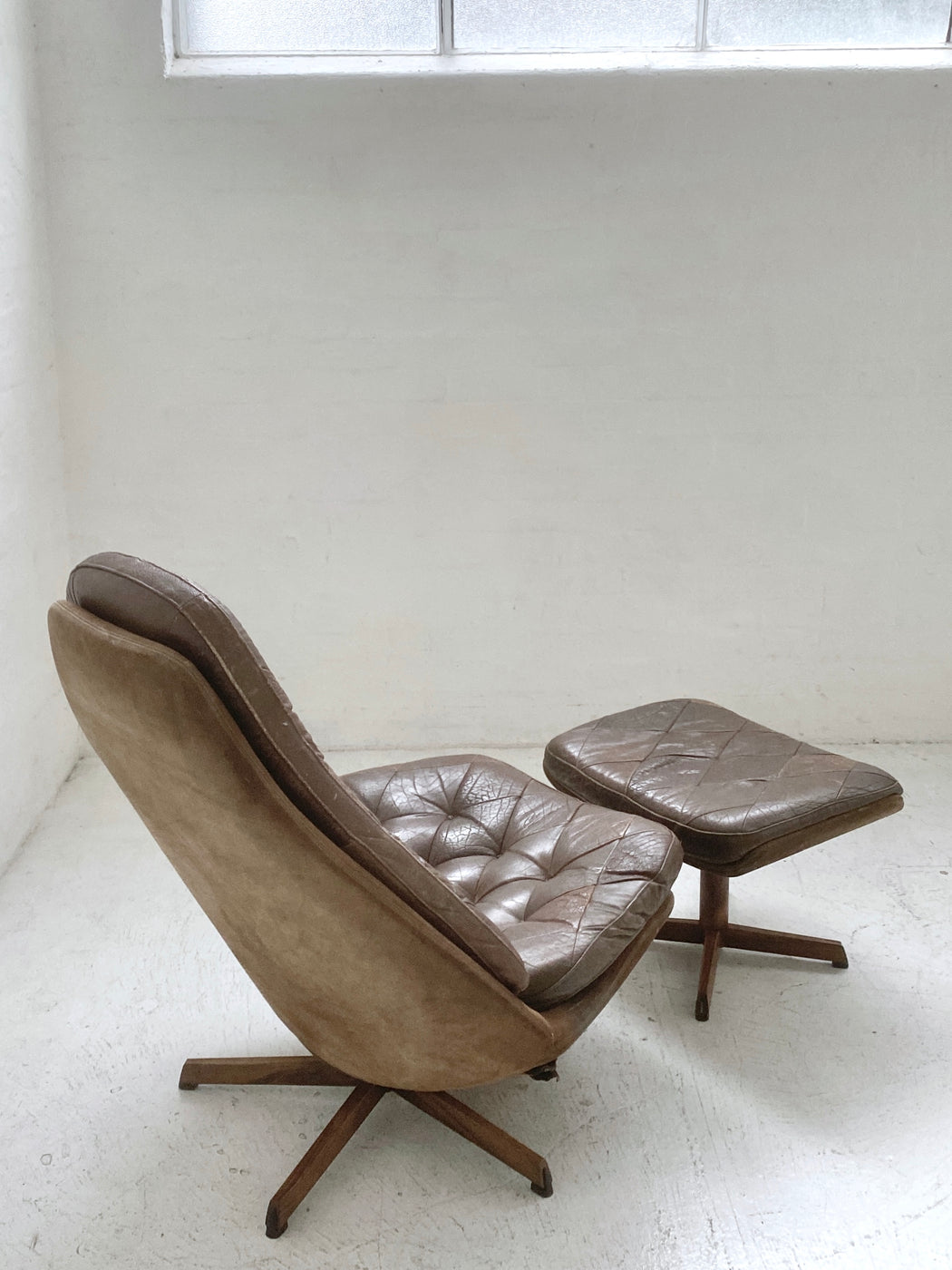 Madsen & Schübell 'MS68' Chair & Footstool