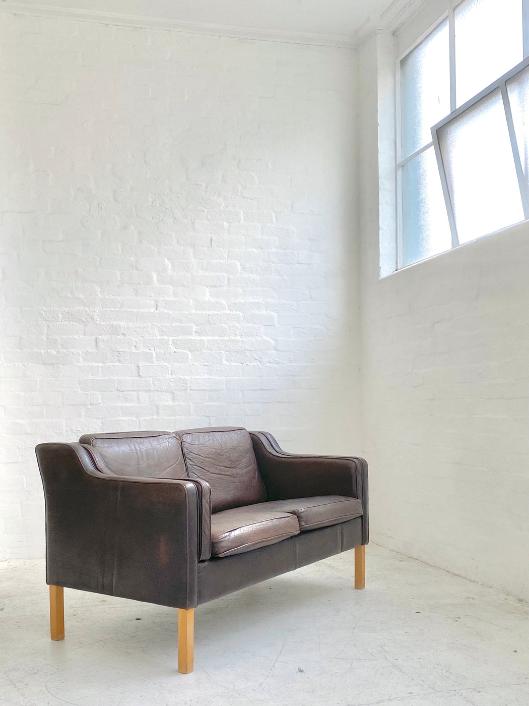 Stouby 'Eva' Leather Sofa