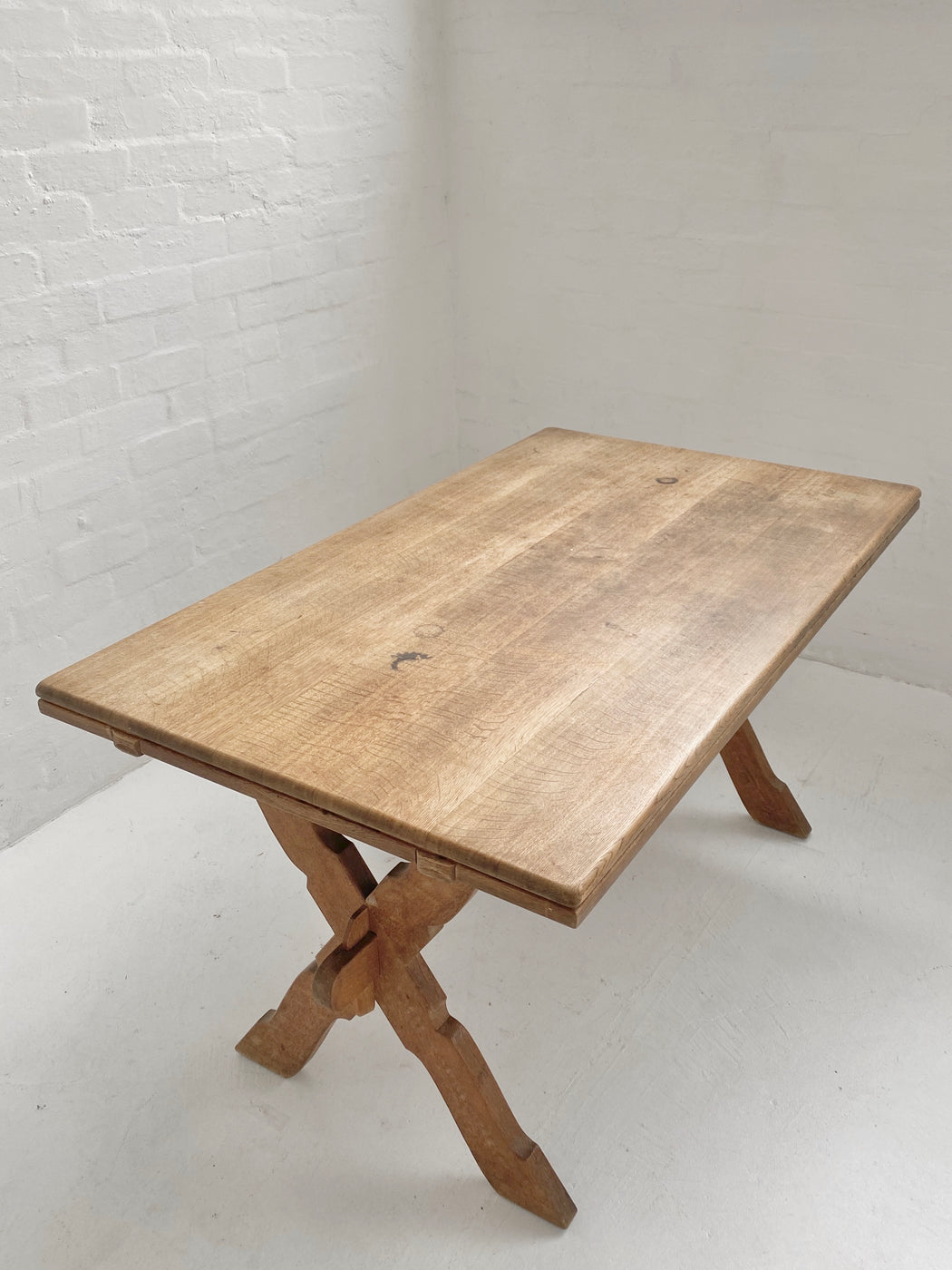 Henning Kjærnulf Oak 'Folk' Table